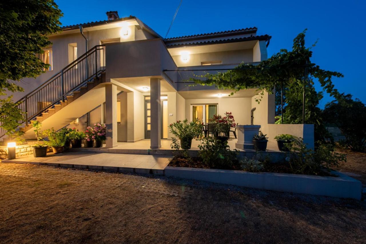 Villa Slivari Nedescina Exterior photo